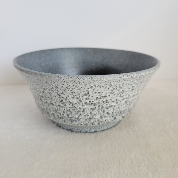 Spotted Pottery Bowl - Picture 2 of 8